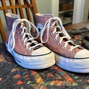 Women’s 8.5 Dusty Mauve Converse Chuck Sneakers